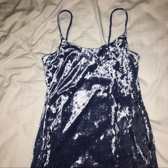 Forever 21 Dresses & Skirts - forever 21 blue velvet bodycon dress